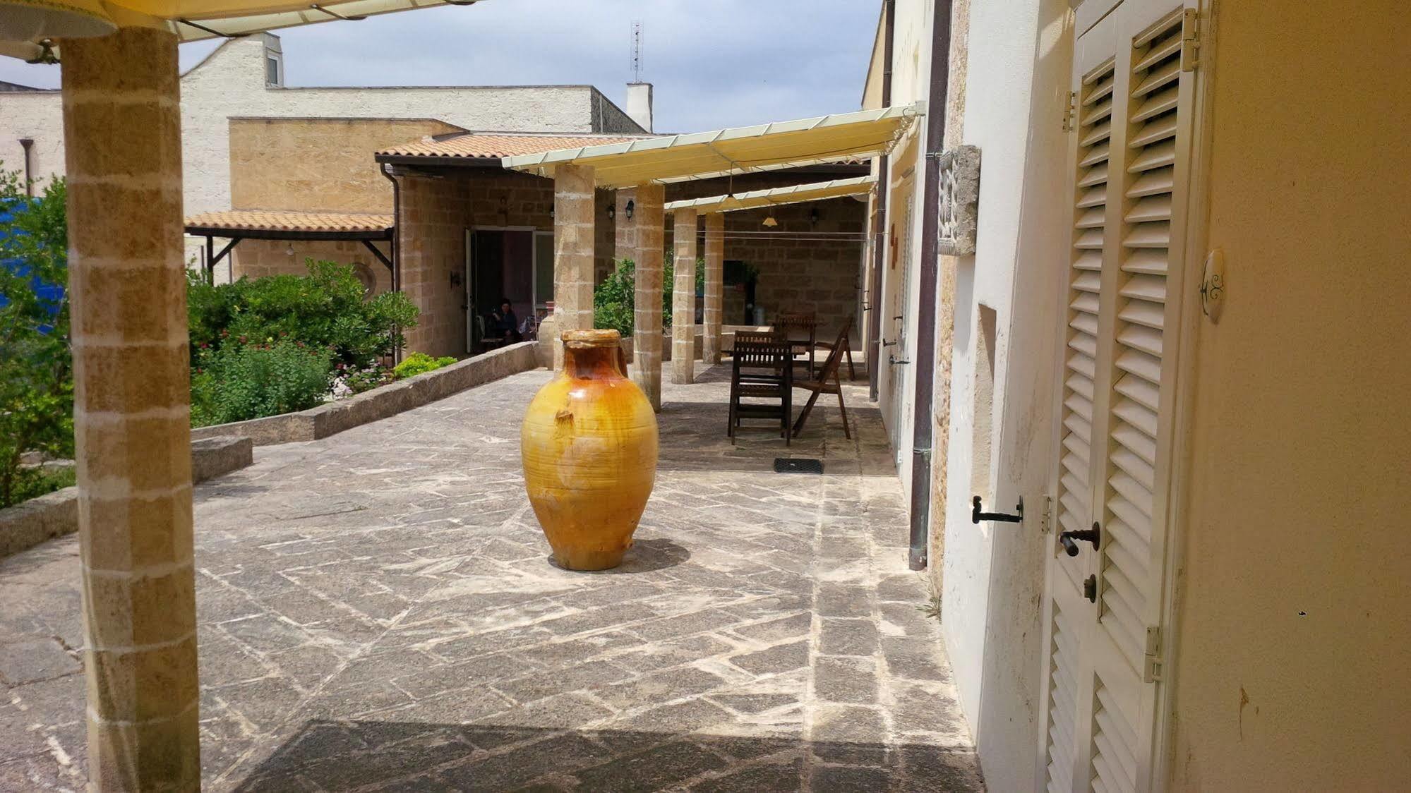 Antica Masseria Pescu เปรสซิกเช ภายนอก รูปภาพ